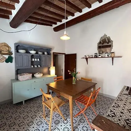 Ferienhaus La Casa Del Polpo Rosa *